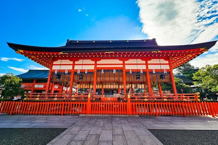Kyoto: Fushimi Inari Taisha Small Group Guided Walking Tour — photo 6