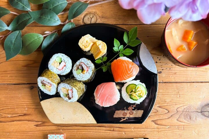 Create Your Own Party Sushi Platter in Tokyo — photo 1