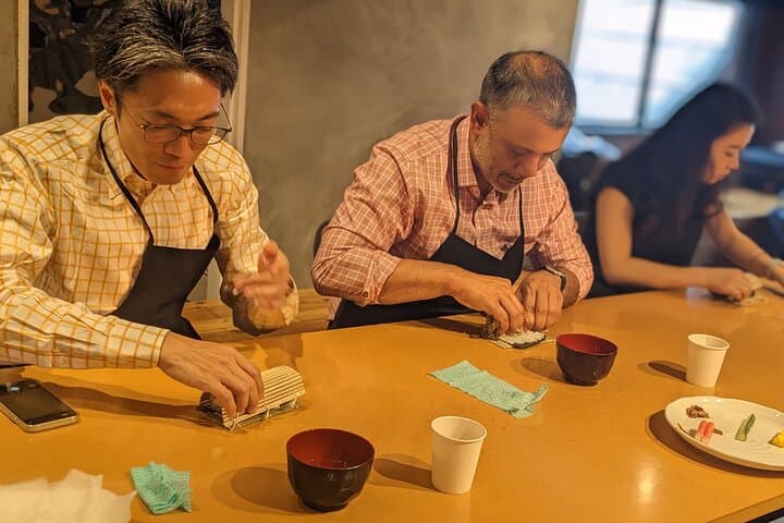 Create Your Own Party Sushi Platter in Tokyo — photo 4