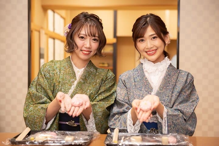 Tokyo 6hr Private Guided Tour & Japanese Sweets Making Experience — photo 4
