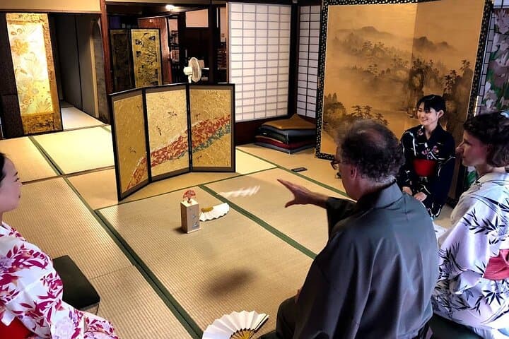 Private Tea Ceremony and Sake Tasting in Kyoto Samurai House — photo 4