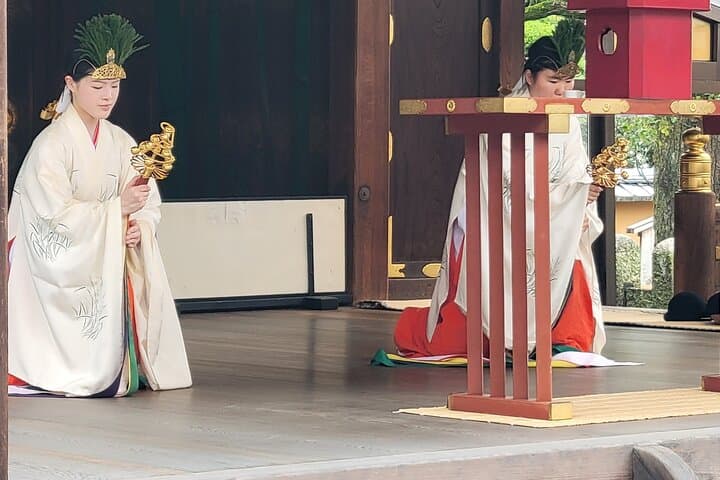 Sacred Treasure Fushimi Inari and Kiyomizu Dera Tour — photo 3