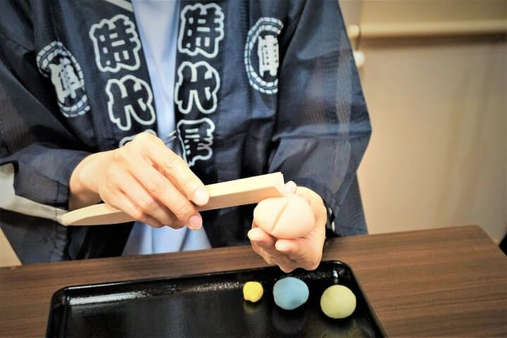 Tokyo 6hr Private Guided Tour & Japanese Sweets Making Experience — photo 2