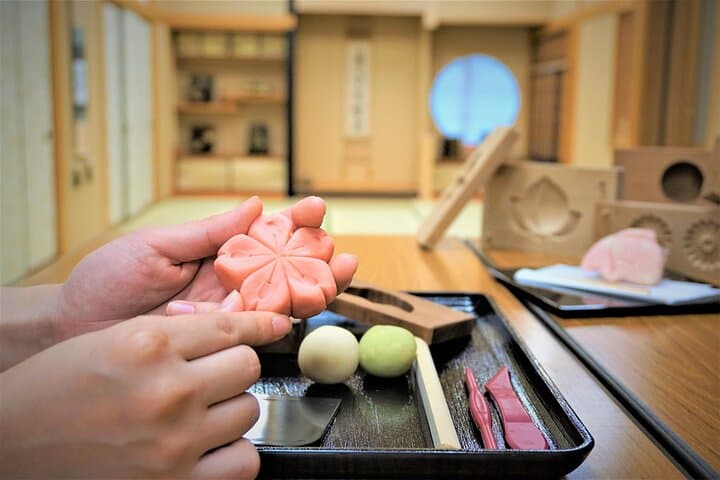 Tokyo 6hr Private Guided Tour & Japanese Sweets Making Experience — photo 3