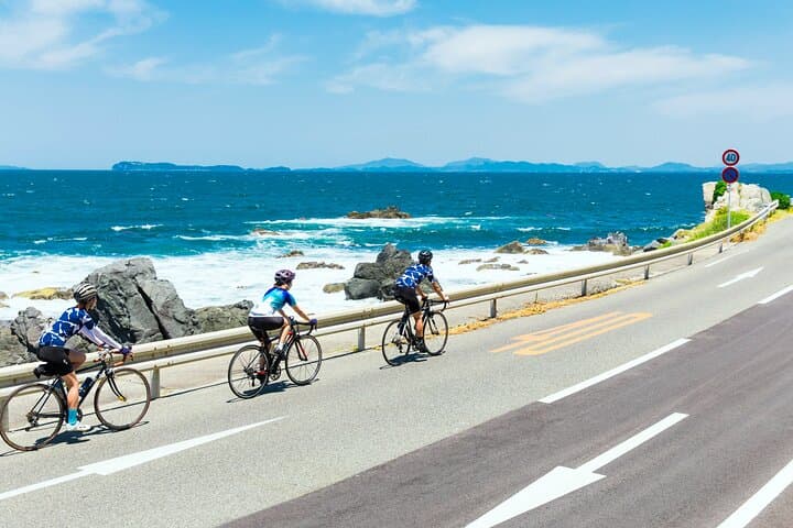 Day trip from central Fukuoka.Rental cycle in Shikanoshima island — photo 8