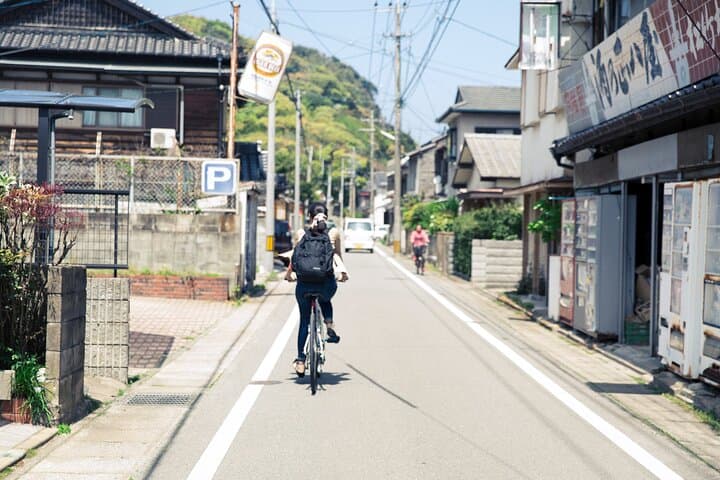 Day trip from central Fukuoka.Rental cycle in Shikanoshima island — photo 9