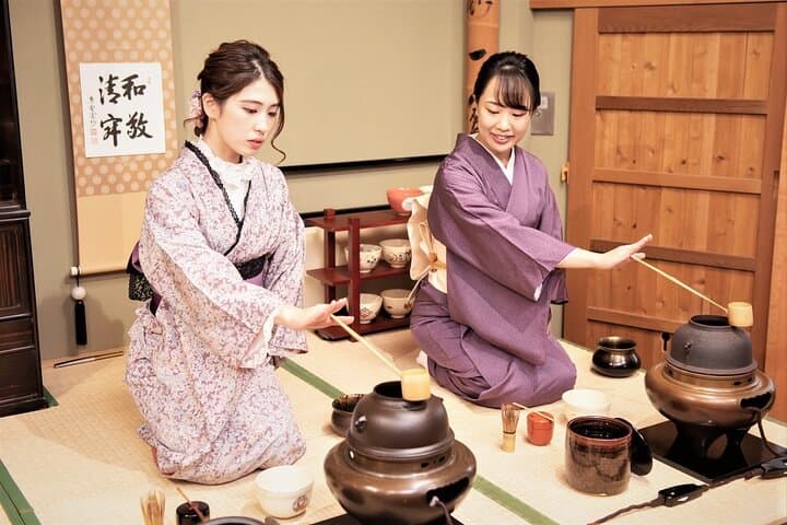 Tokyo 6 hr Private Guided Tour & Tea Ceremony Experience — photo 2