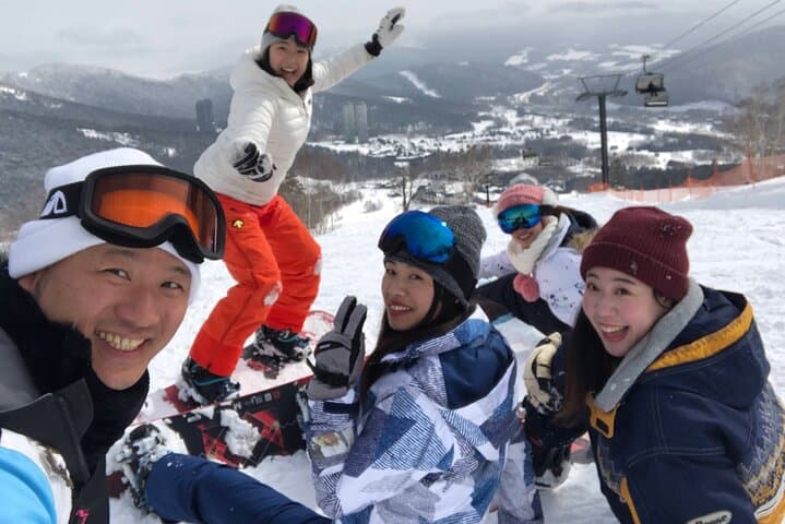 2-day ski & snowboard tour with rentals — photo 4