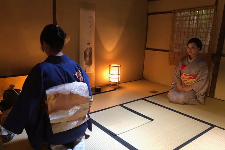 Private Tea Ceremony and Sake Tasting in Kyoto Samurai House — photo 7