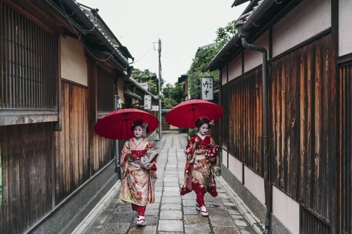 Personalized Gion Half day Food Tour with Local Expert — photo 9