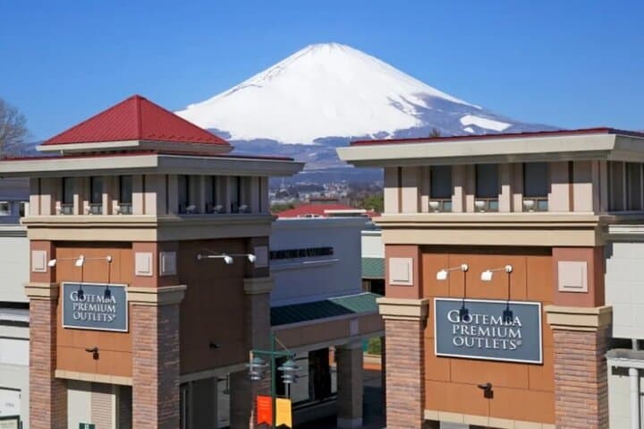 Mt. Fuji 5th Station, Hakone and Gotemba Outlets Day Tour — photo 7
