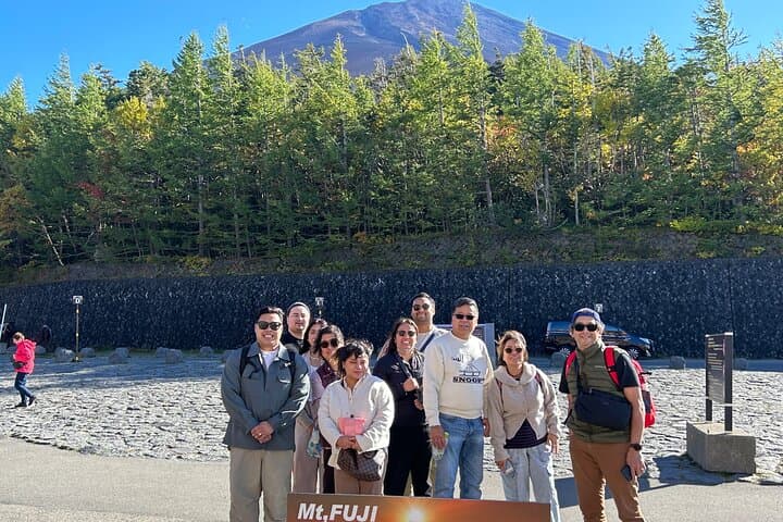 Full Day Mt.Fuji Tour , From/To Tokyo, Yokohama, 2- 12 guests — photo 4