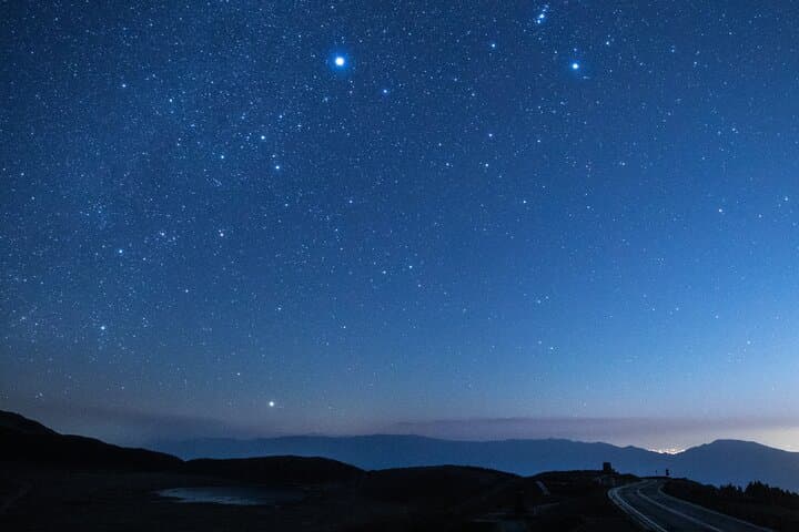 Experience a Starry Sky and Drinks in Millennium Grassland — photo 2