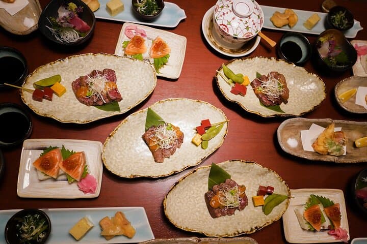 Kyoto Night Foodie Tour in Gion (9+ dishes + 6 Sake tastings) — photo 14