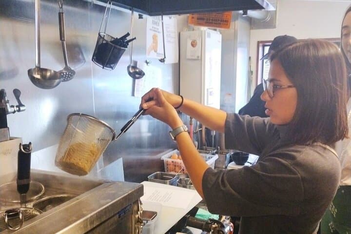 Easy Ramen making experience in Kabukicho, Shinjuku — photo 18