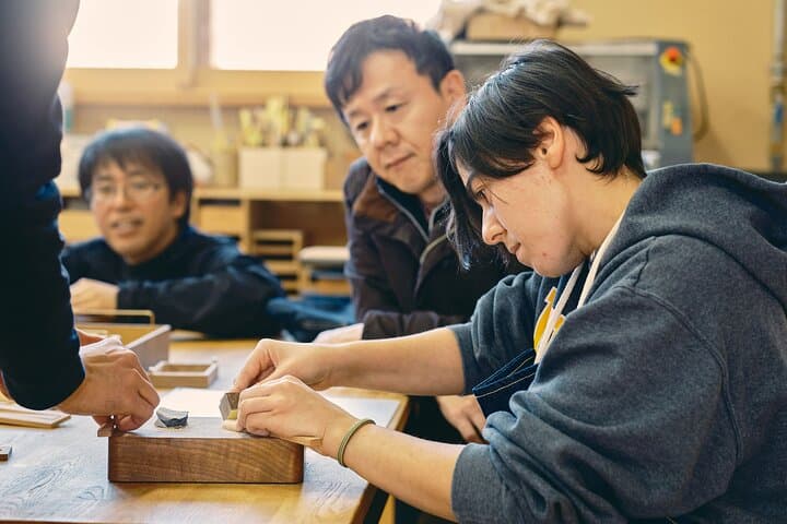 Make your own Spoon: Private Woodworking and Lacquerware Session — photo 3
