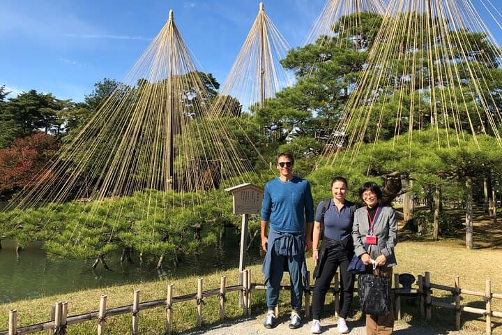 Kanazawa 6hr Full Day Tour with Licensed Guide and Vehicle — photo 11