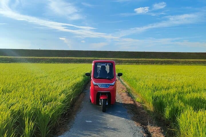 Private Guided Tour with a Rental Electric Bike or Tuktuk in Ise — photo 7