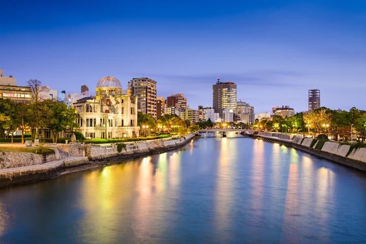 Private Hiroshima Cherry Blossom and Sakura Experience — photo 5