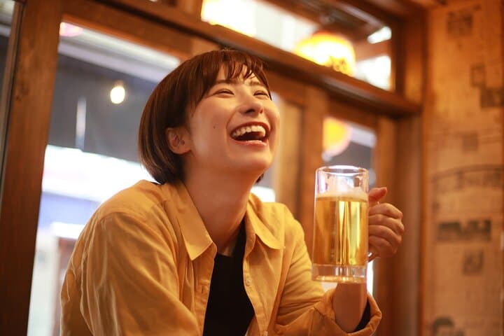 Osaka Nightlife Private Tour: Bar Hopping, Shopping & Sightseeing — photo 3