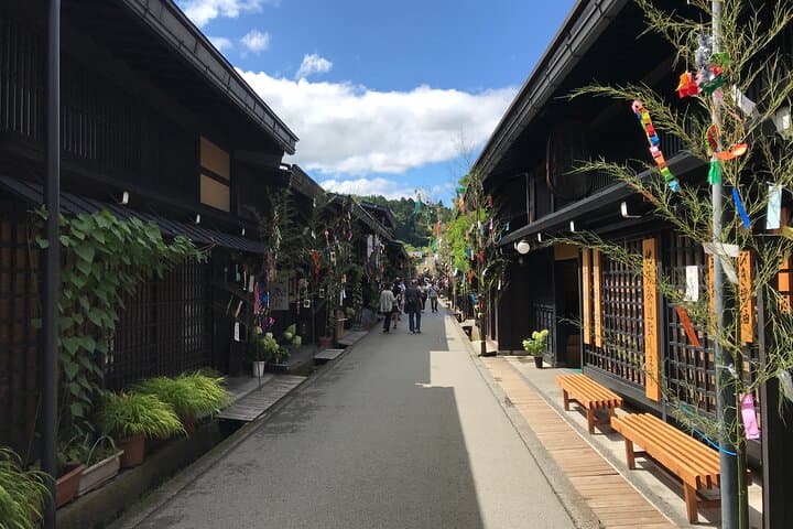 EXPERIENCE TAKAYAMA OLD TOWN 30 MINUTES walk — photo 8