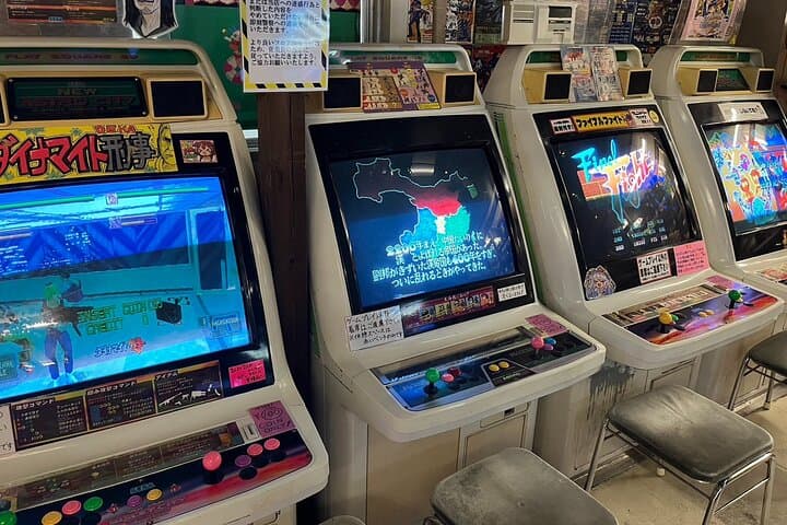 Tokyo : Nostalgia Anime,Retro Game walking tour in Akihabara — photo 1