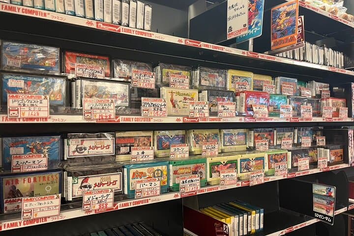Tokyo : Nostalgia Anime,Retro Game walking tour in Akihabara — photo 11