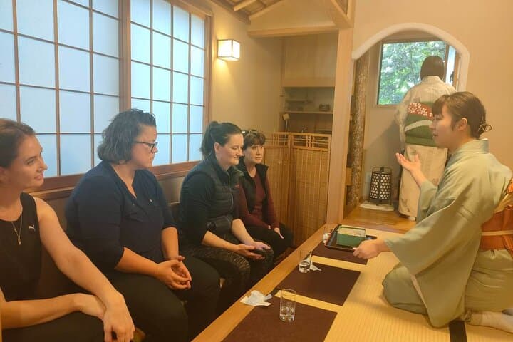 Old Meets Yumm Yanaka Friendly Food Tour with a Local Touch — photo 13
