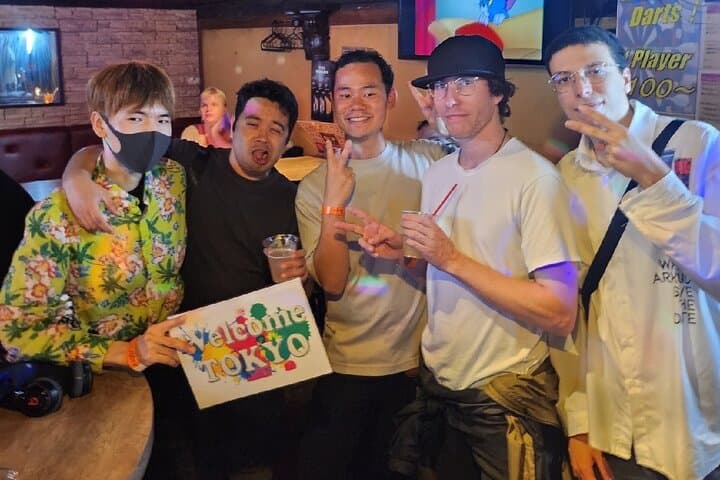 Tok­yo Locals & Traveller can come alone Party experience Shibuya — photo 17