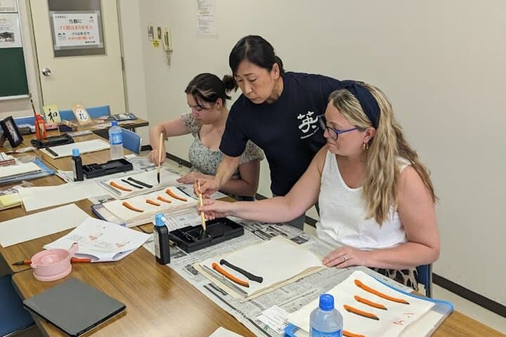 Private Calligraphy class, the gift of professional work. Ginza — photo 2