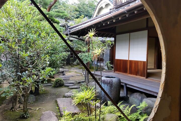 Take a Stroll Back in time at Takehara, Hiroshima's Little Kyoto — photo 3