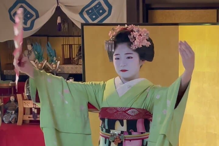Kyoto: Maiko Happy Hour & Tea Ceremony at a Lifestyle Museum — photo 5