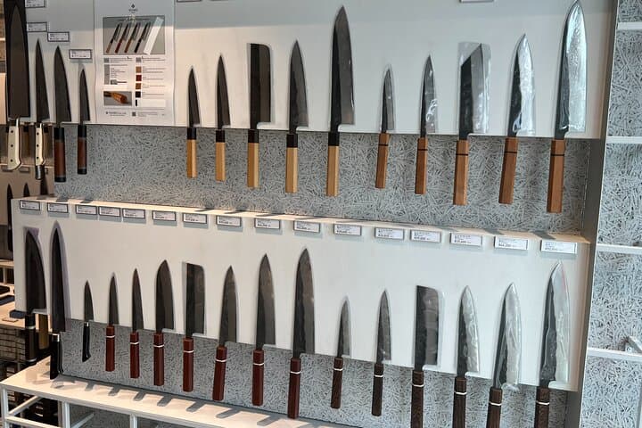 Kappabashi Knife Shopping Tour with Government-Licensed Guide — photo 5