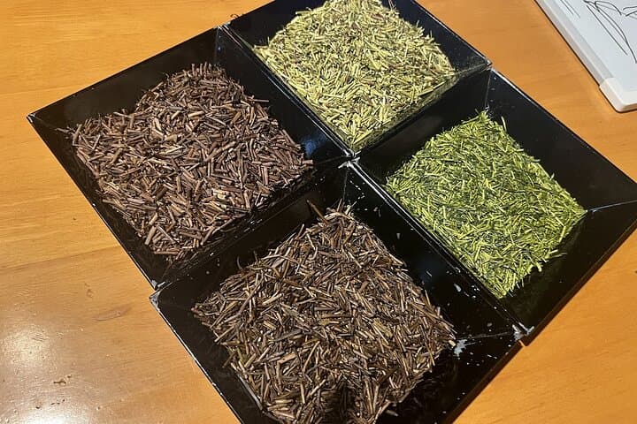 Experience Japanese tea packing in Hakodate — photo 7