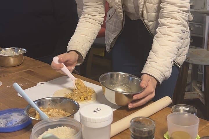 Make Piroshki in Hakodate and Visit Hidden Spots While Baking — photo 4