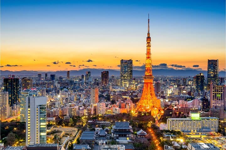 Tokyo All Inclusive Private Night Tour Drive on a Luxury Car — photo 2