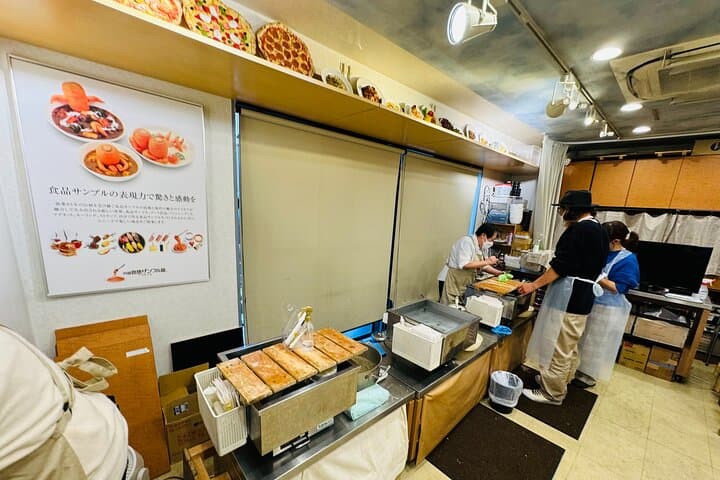Tokyo : Food sample making and shopping in Asakusa — photo 15