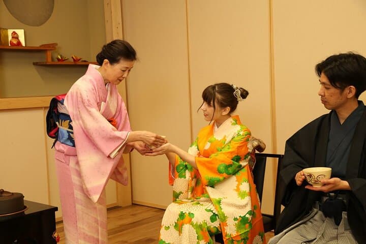 Japanese Traditional Breakfast and Tea Ceremony — photo 5