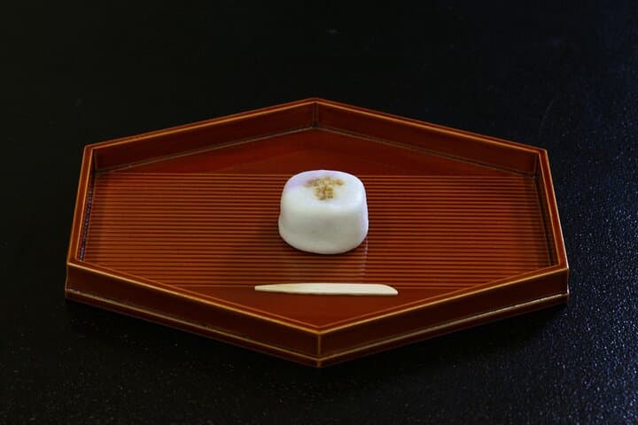 Japanese Traditional Breakfast and Tea Ceremony — photo 10