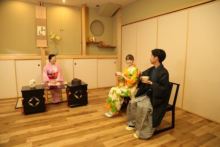 Japanese Traditional Breakfast and Tea Ceremony — photo 12