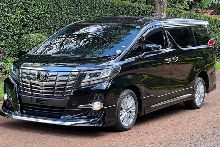 Departure Transfer from Kyoto to Itami Airport ITM by Minivan — photo 6
