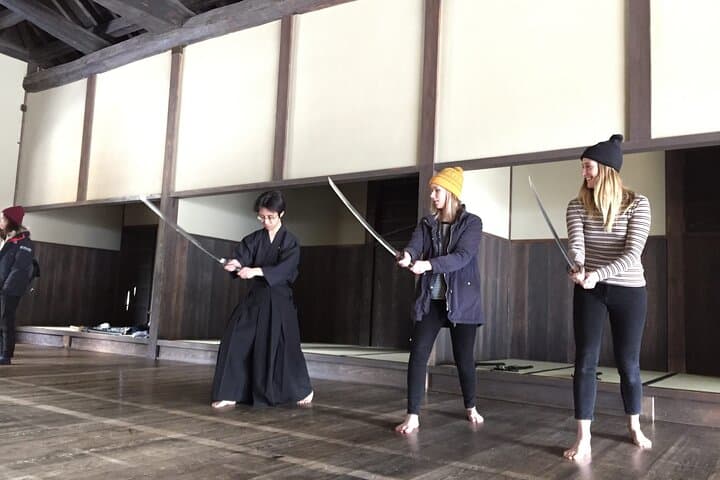 1 Day Samurai Life Tour Oyaki Samurai and Katana Practice — photo 6