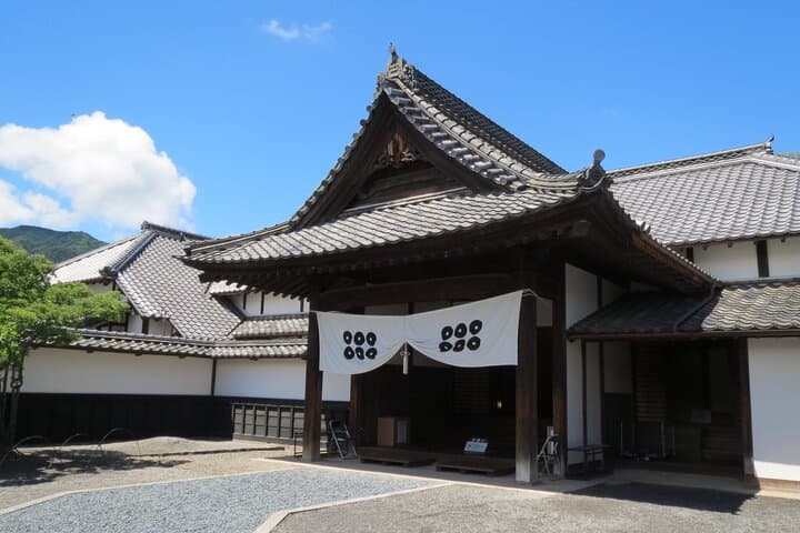 1 Day Samurai Life Tour Oyaki Samurai and Katana Practice — photo 4