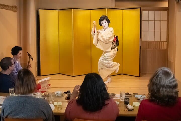 Extraordinary Geisha Experience and Private Hokkaido Dinner — photo 6