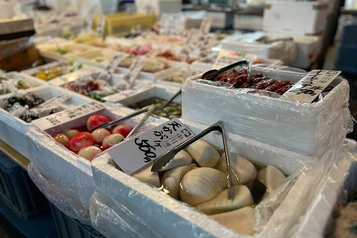 Morning Market Adventure: Toyosu & Tsukiji with Tuna Auction — photo 8