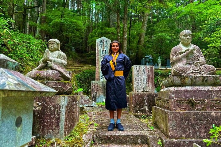 Mt. Koya 8hr Tour from Osaka: English speaking Driver, No Guide — photo 4