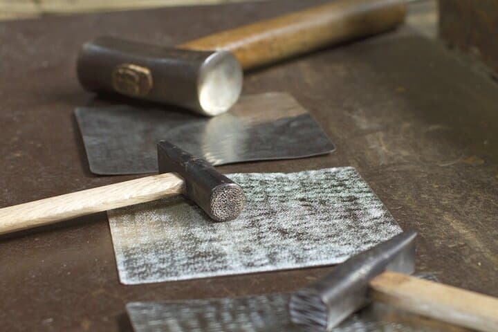 Tin Plate Making Experience in Toyama — photo 3