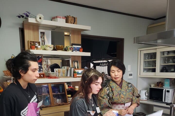 3 Hours Washoku Cooking Class & Tea ceremony experience — photo 14