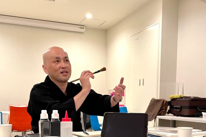 Japanese Calligraphy Experience in Osaka — photo 3