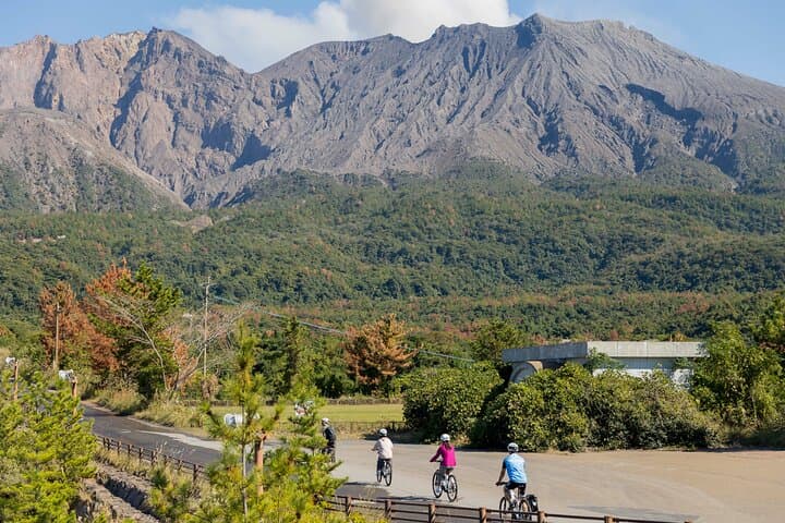Sakurajima Off Limits Trail Journey with E-bike — photo 3